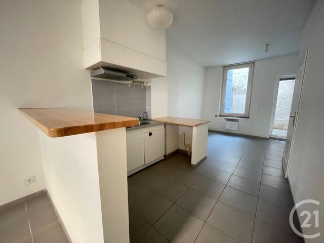 Appartement F1 à louer - 1 pièce - 29.0 m2 - NARBONNE - 11 - LANGUEDOC-ROUSSILLON - Century 21 Eic Immo